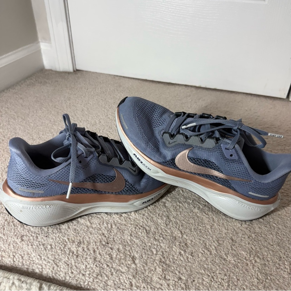 Nike Air Zoom Pegasus 41 Women’s running shoe Size 7.5 EUC - Picture 5 of 7